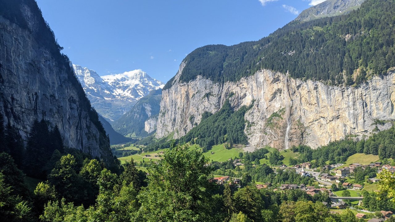 Lauterbrunnen valley seen on the Via Alpina from Wengen toward Murren